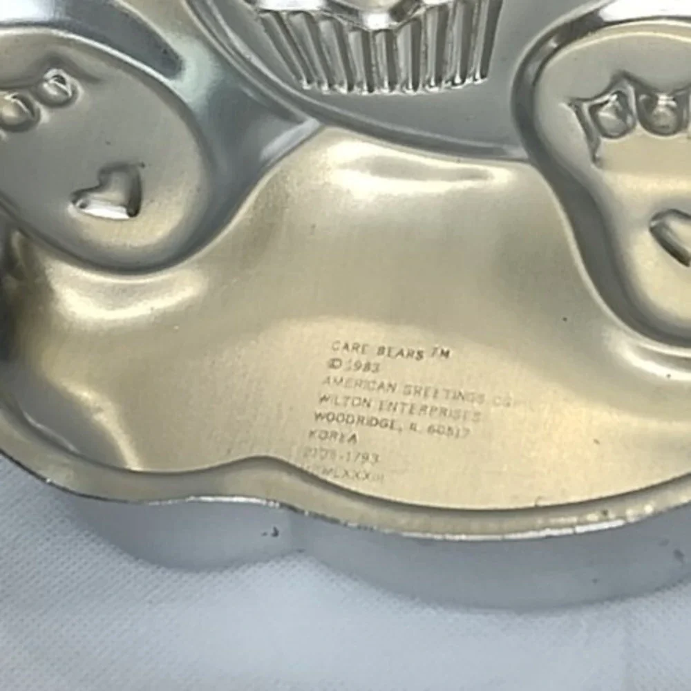 CARE BEARS Wilton '83 VTG Versatile Full Body Cake Pan Mold 2105-1793 B26.1GA721